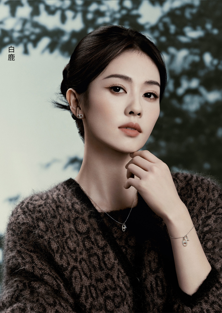Emporio Armani 白鹿同款女士银质锆石镶嵌猪鼻鹰标项链